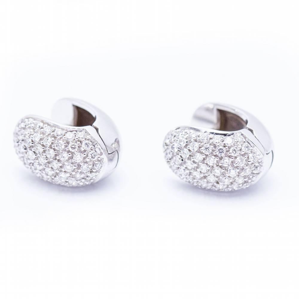Earrings in White Gold with Diamonds  Diamonds in Brilliant cut and Pavé setting with a total weight of 1,23cts. in G/VS quality  18 kt. White Gold  Clip clasp  9.30 grams.  Width 1,0cm  Brand new product. Ref: N102938EJ