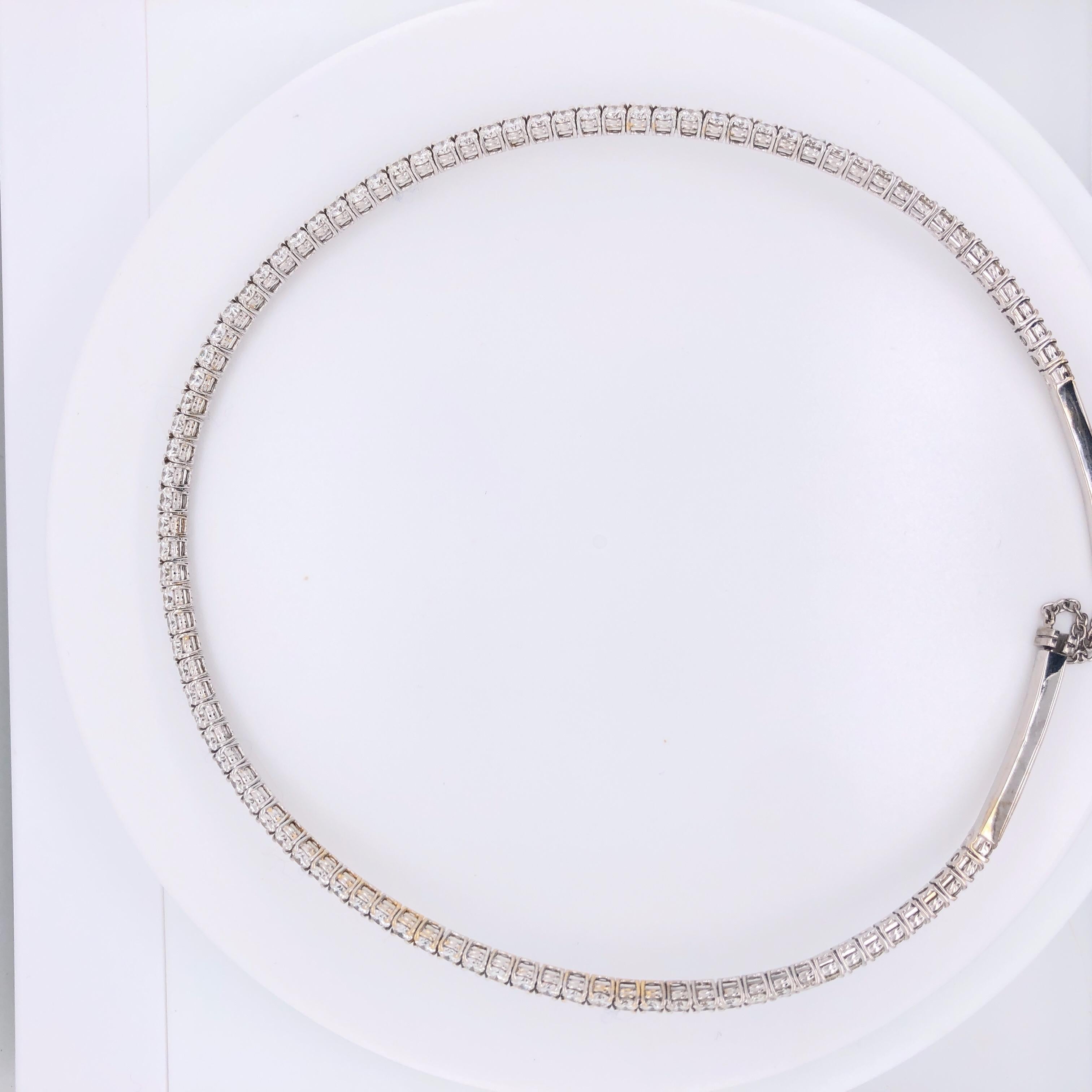 Round Cut White Gold and Diamond Straightline Diamond Collar Necklace