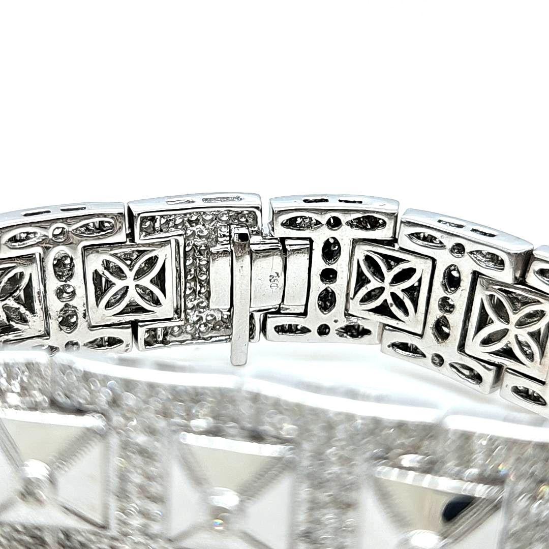 Women's White Gold and Diamond Wide Pyramid Bracelet For Sale