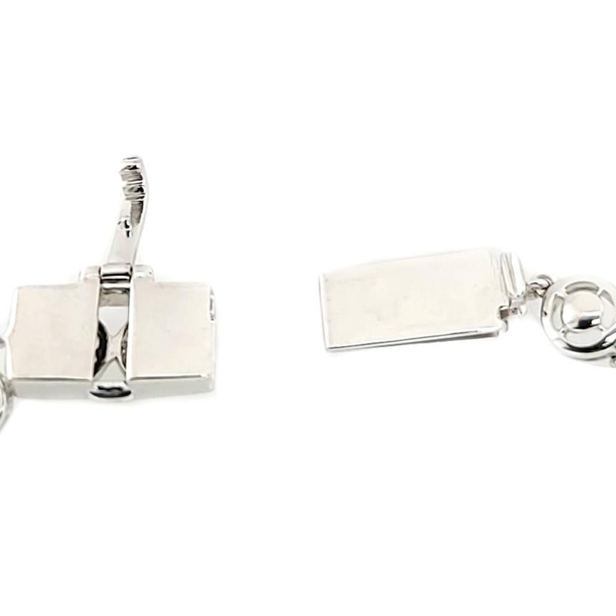 Donna Collana a Y in oro bianco e diamanti in vendita