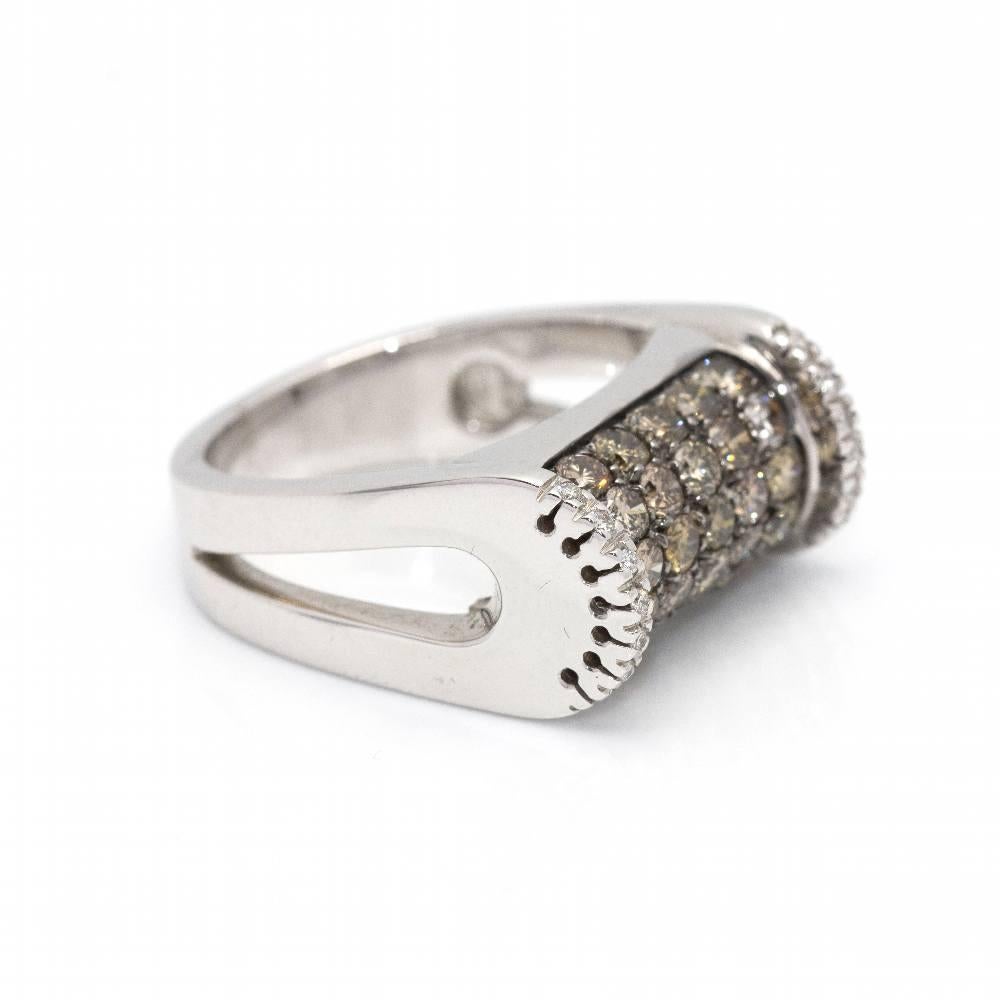 Women's White Gold and Diamonds Champagne Ring For Sale