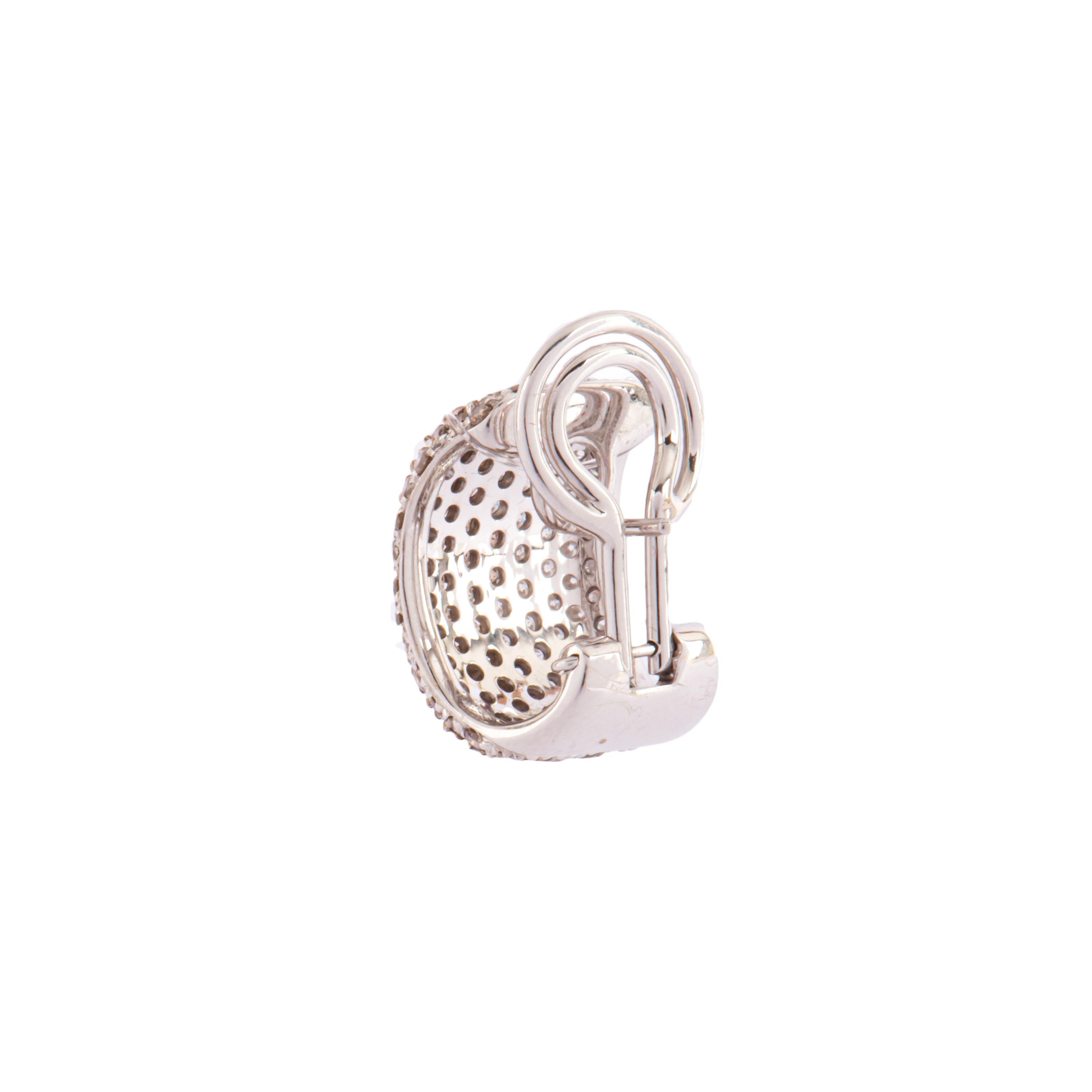 Contemporary White Gold and Diamonds Earrings