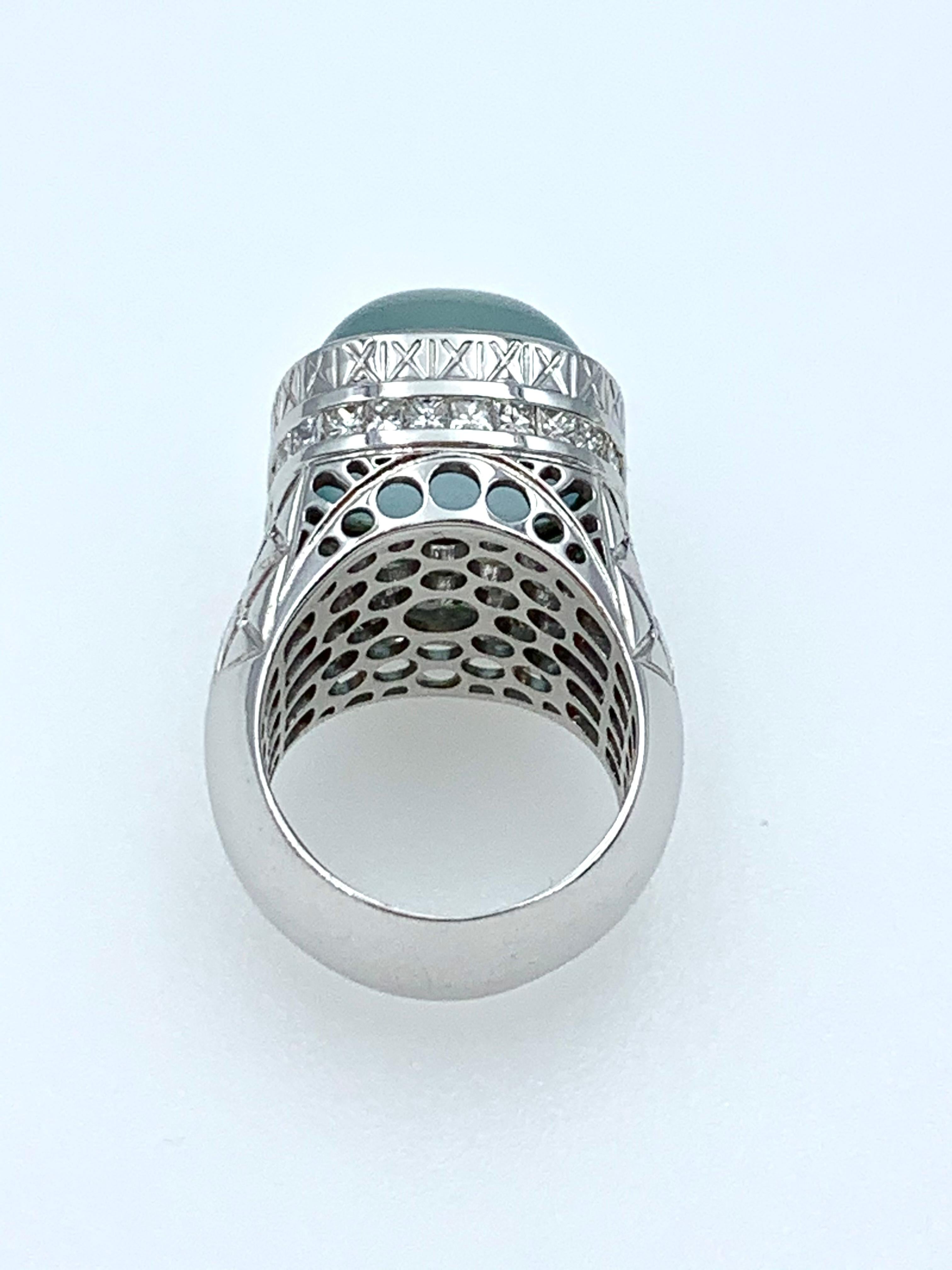 Contemporary White Gold Aquamarine Cabochon and Diamonds Eiffel Cocktail Ring For Sale