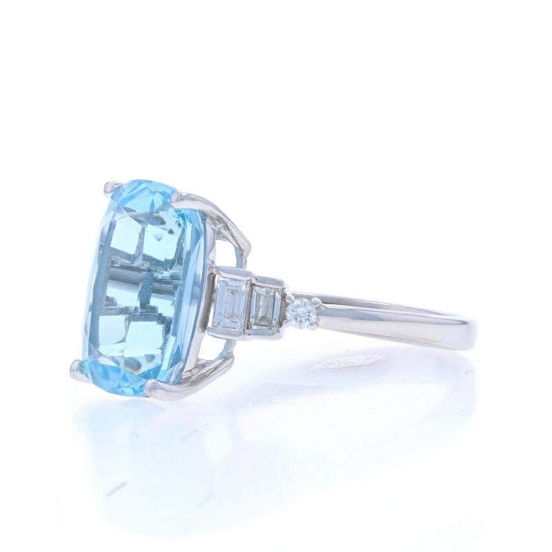 Taglio cuscino Anello cocktail con diamante e acquamarina in oro bianco - 18k Cushion 4.71ctw in vendita