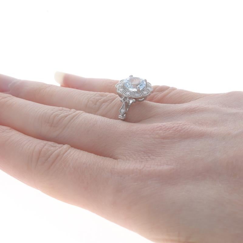 Weißgold Aquamarin-Diamant-Halo-Ring aus Weißgold - 14k runder 1,86 ctw Blumen- Milgrain Damen im Angebot