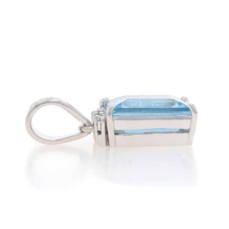 Round Cut White Gold Aquamarine Diamond Pendant 18k Rectangular Step Cut 3.24ctw For Sale