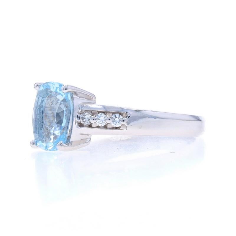 White Gold Aquamarine & Diamond Ring - 14k Rectangular Cushion 1.65ctw In Excellent Condition For Sale In Greensboro, NC