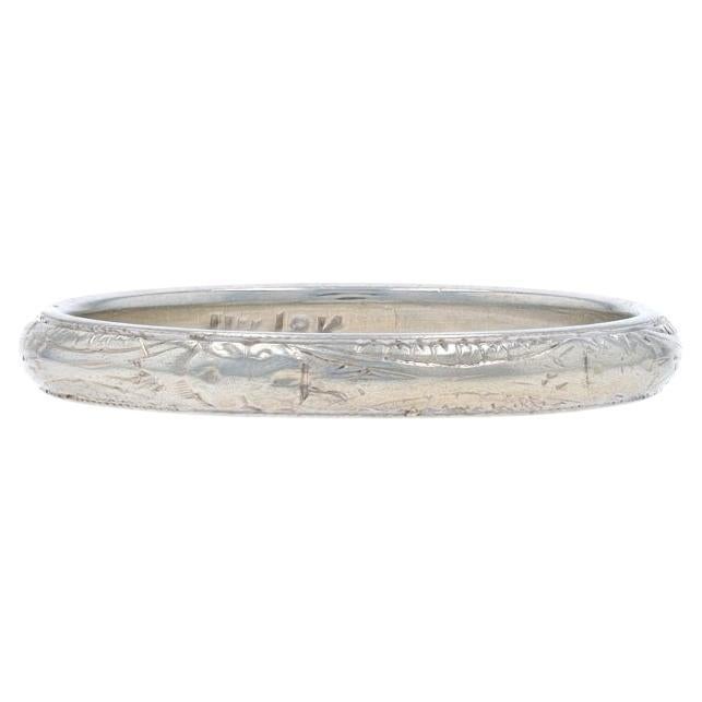 White Gold Art Deco Etched Floral Wedding Band - 18k Ring SZ 7 1/2 For Sale