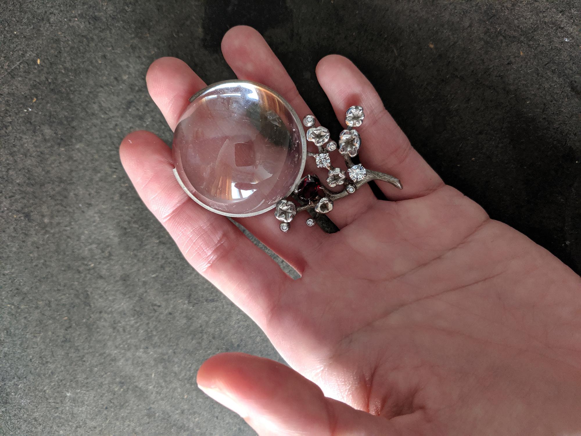 Botanical Contemporary Pendant Necklace with Diamonds For Sale 3
