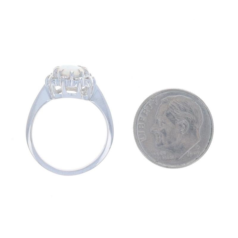 Weißgold Australischer Opal Diamant Halo Ring - 14k Oval Cabochon .95ctw Floral im Angebot 1