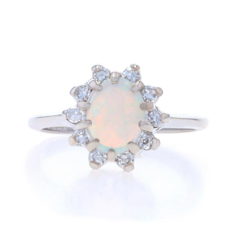 Weißgold Australischer Opal Diamant Halo Ring - 14k Oval Cabochon .95ctw Floral im Angebot
