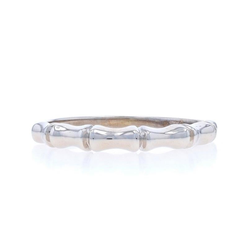 Size: 5 3/4
Sizing Fee: Up 3 sizes for $35 or Down 2 sizes for $35

Metal Content: 14k White Gold

Style: Band
Theme: Bamboo
Features: Stackable Silhouette

Measurements

Face Height (north to south): 1/8