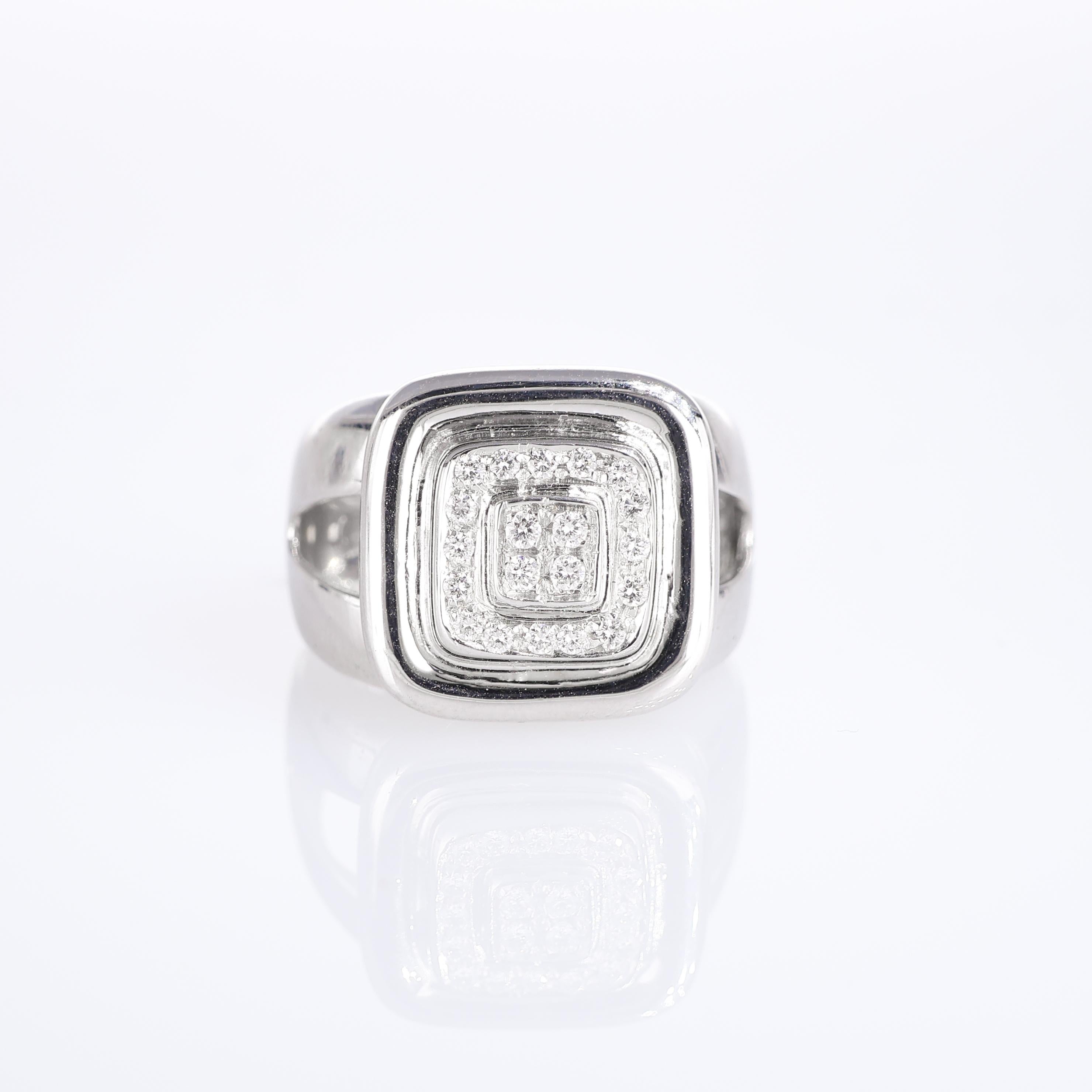 IMPORTANT NOTE:
✔ No additional costs will be added to this order.
✔ Shipping and customs duties are fully covered by us.
--------------------
This striking white gold band ring features a central square pavé design adorned with brilliant-cut