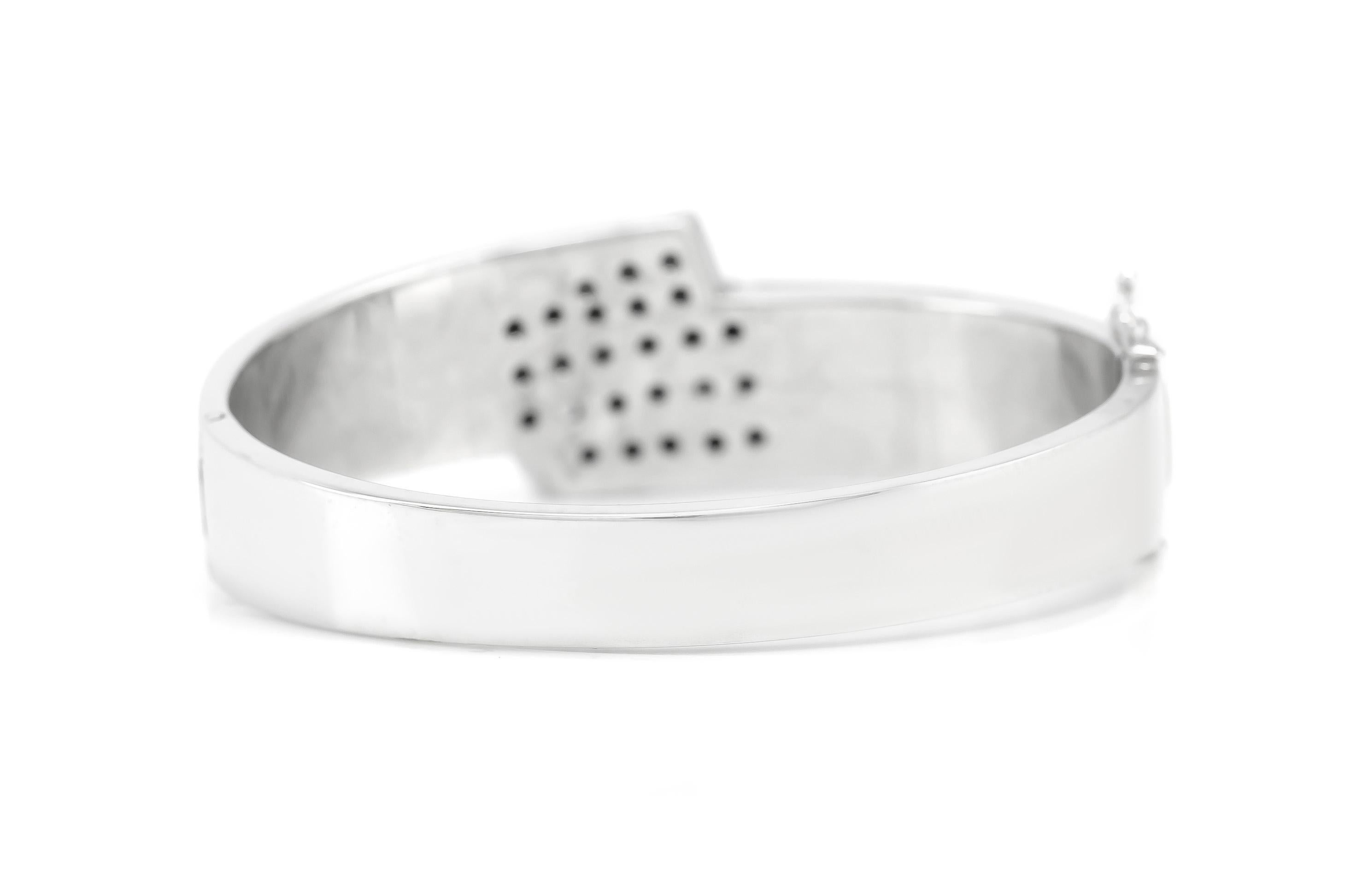 Weißgold-Armspange mit 2,00 Karat Diamanten (Rundschliff) im Angebot