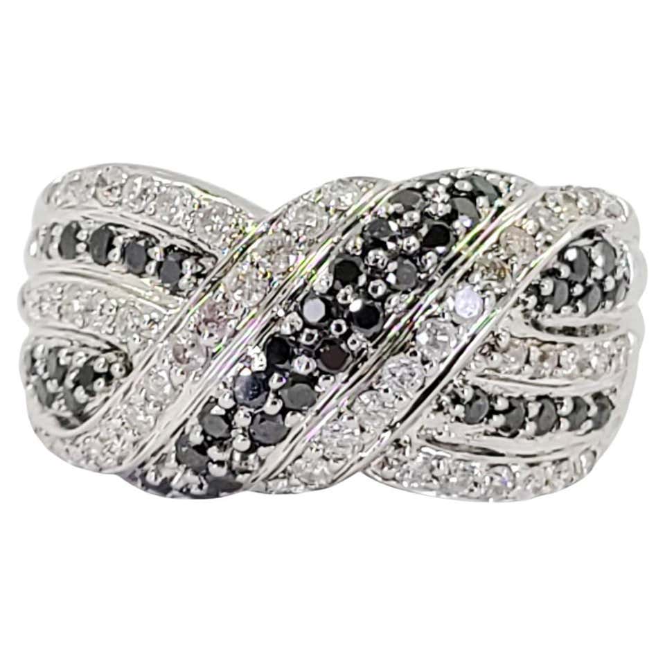 Modern Diamond Gold Crossover Ring For Sale at 1stDibs