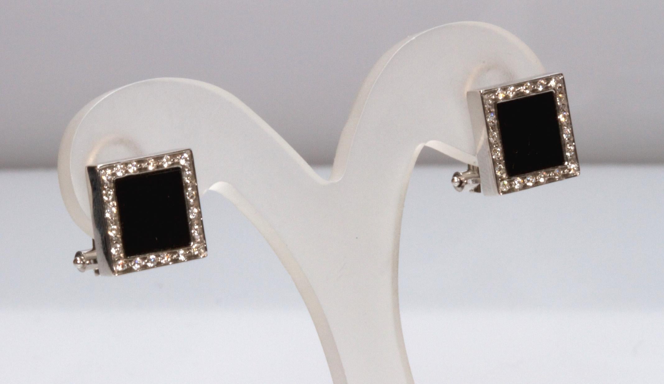 White Gold 18k Black Onyx and Diamond Earrings In New Condition In Rome, IT