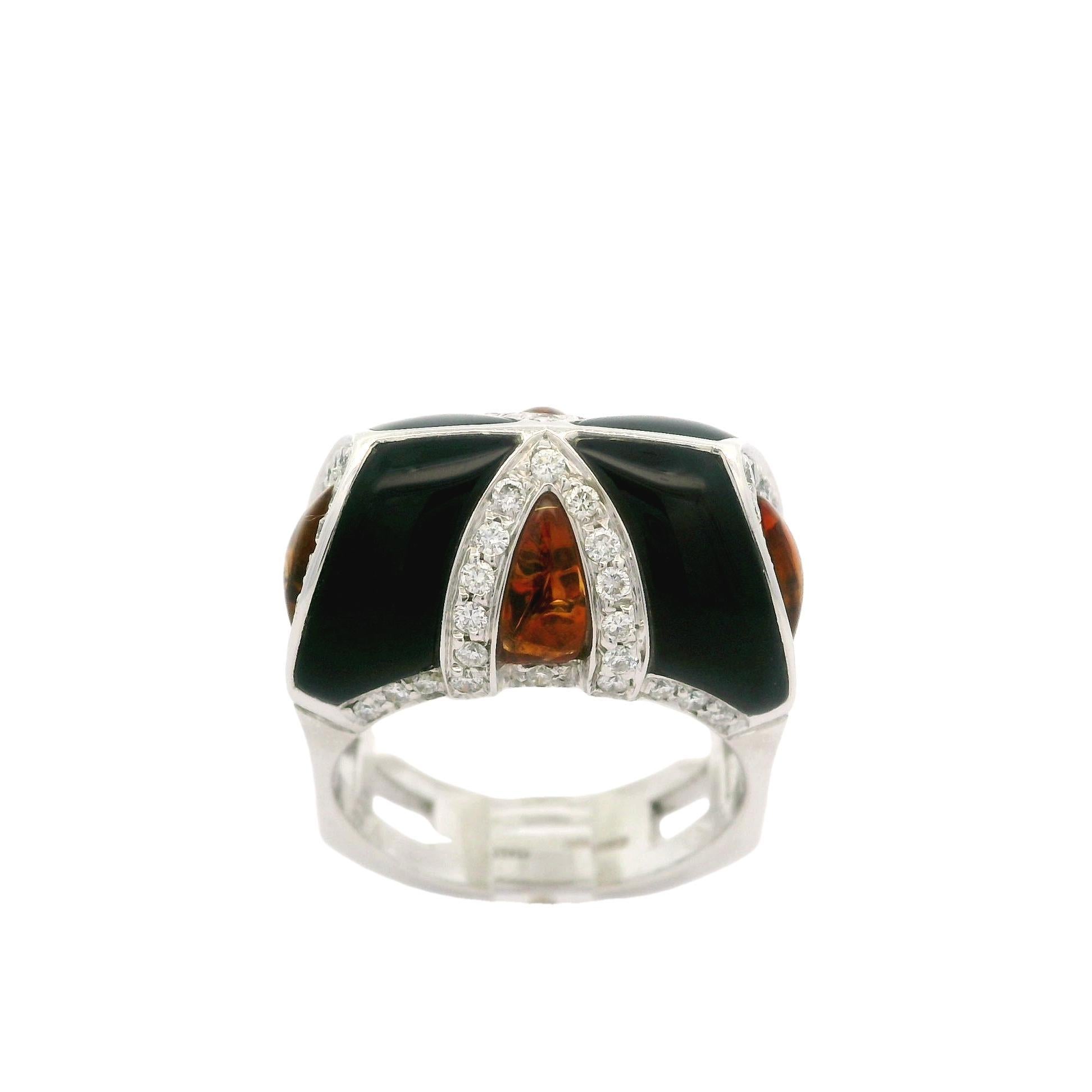 --Pietre: --
(4) Onice naturale autentico - Taglio personalizzato - Set di intarsi - Colore nero
(4) Citrini naturali autentici - Taglio personalizzato con parte superiore a buccia - castone - Colore giallo-arancio
(72) Diamanti naturali autentici -