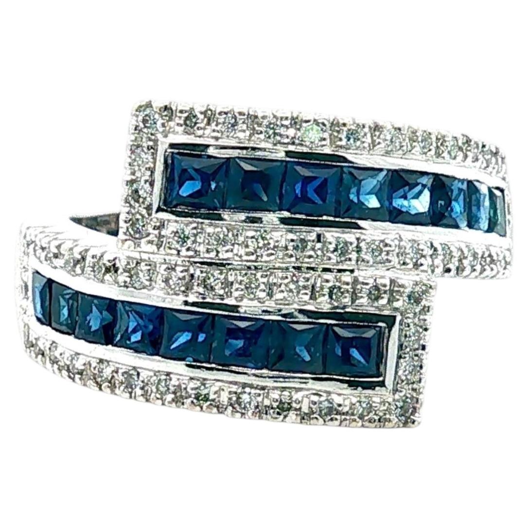 Saphir- und Diamant-Bypass-Ring, 14 Karat Weißgold, unsichtbare Fassung