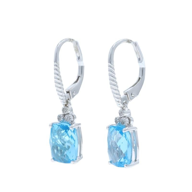 Taille coussin Boucles d'oreilles pendantes en or blanc avec topaze bleue et diamant -14k Check Cushion 6.83ctw Pierced en vente