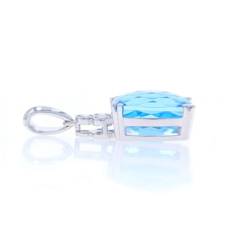 Taglio cuscino Ciondolo in oro bianco con diamante e topazio blu 14k a scacchiera 3,98ctw Milgrain in vendita