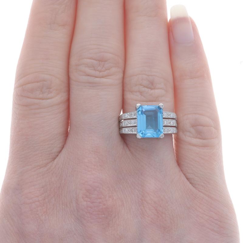White Gold Blue Topaz & Diamond Ring - 14k Emerald Cut 4.04ctw Milgrain In Excellent Condition For Sale In Greensboro, NC