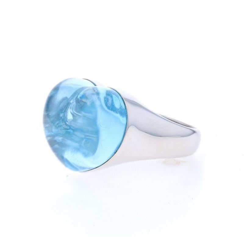 Donna Anello con cuore d'amore in oro bianco e topazio blu - 10k Cuore cabochon su tondi misura 8 in vendita
