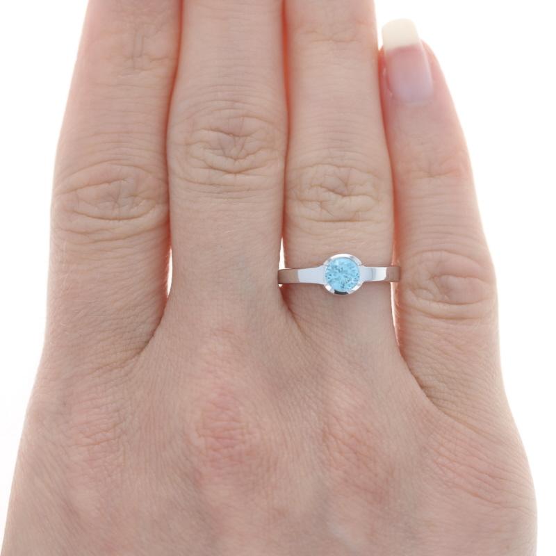 White Gold Blue Zircon Solitaire Ring - 14k Round .70ct Engagement Size 6 1/2 In Excellent Condition For Sale In Greensboro, NC