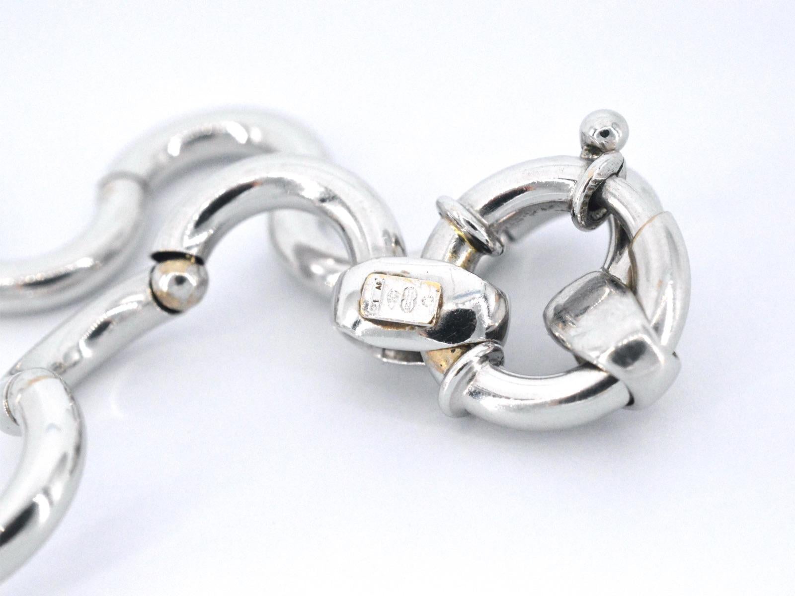 White gold bracelet from the Italian brand Unoaerre Italian Brev In Excellent Condition For Sale In AMSTELVEEN, NH