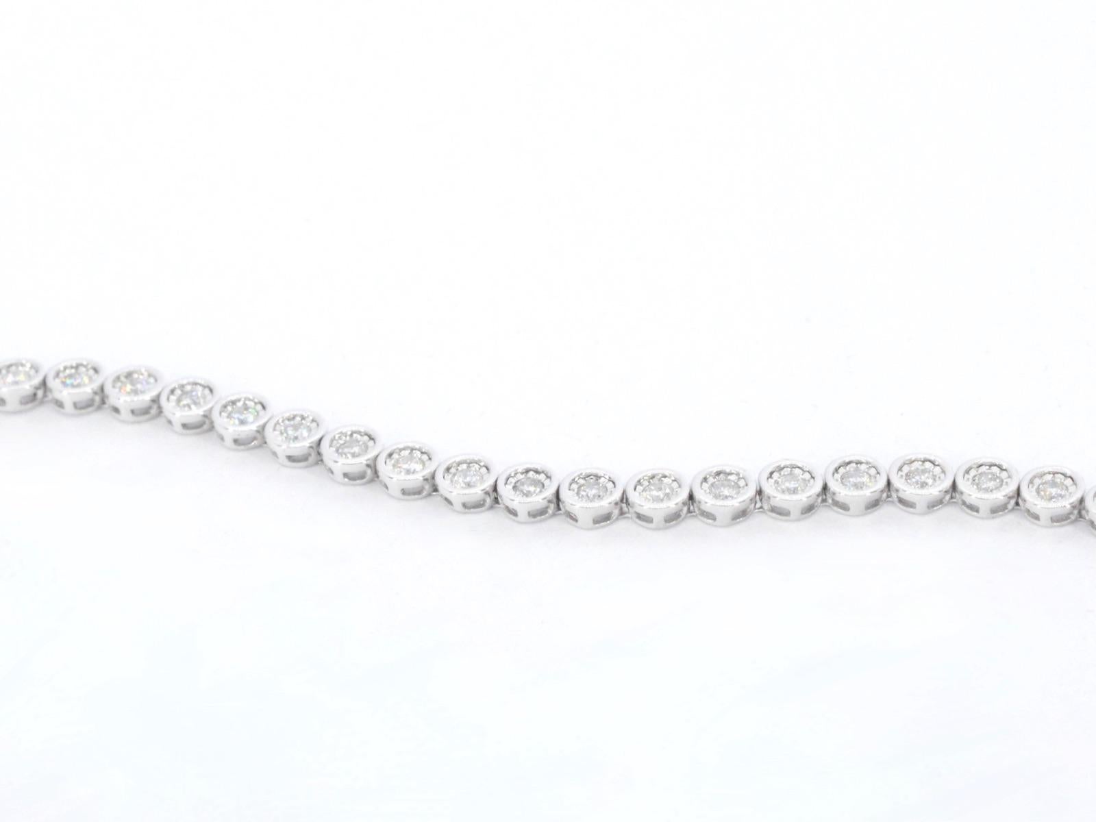 Weißgold-Armband mit Diamanten besetzt im Zustand „Neu“ im Angebot in AMSTELVEEN, NH