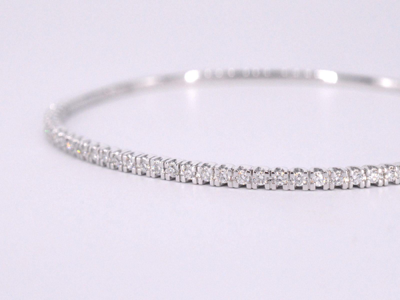 White Gold Bracelet with Diamonds For Sale 3