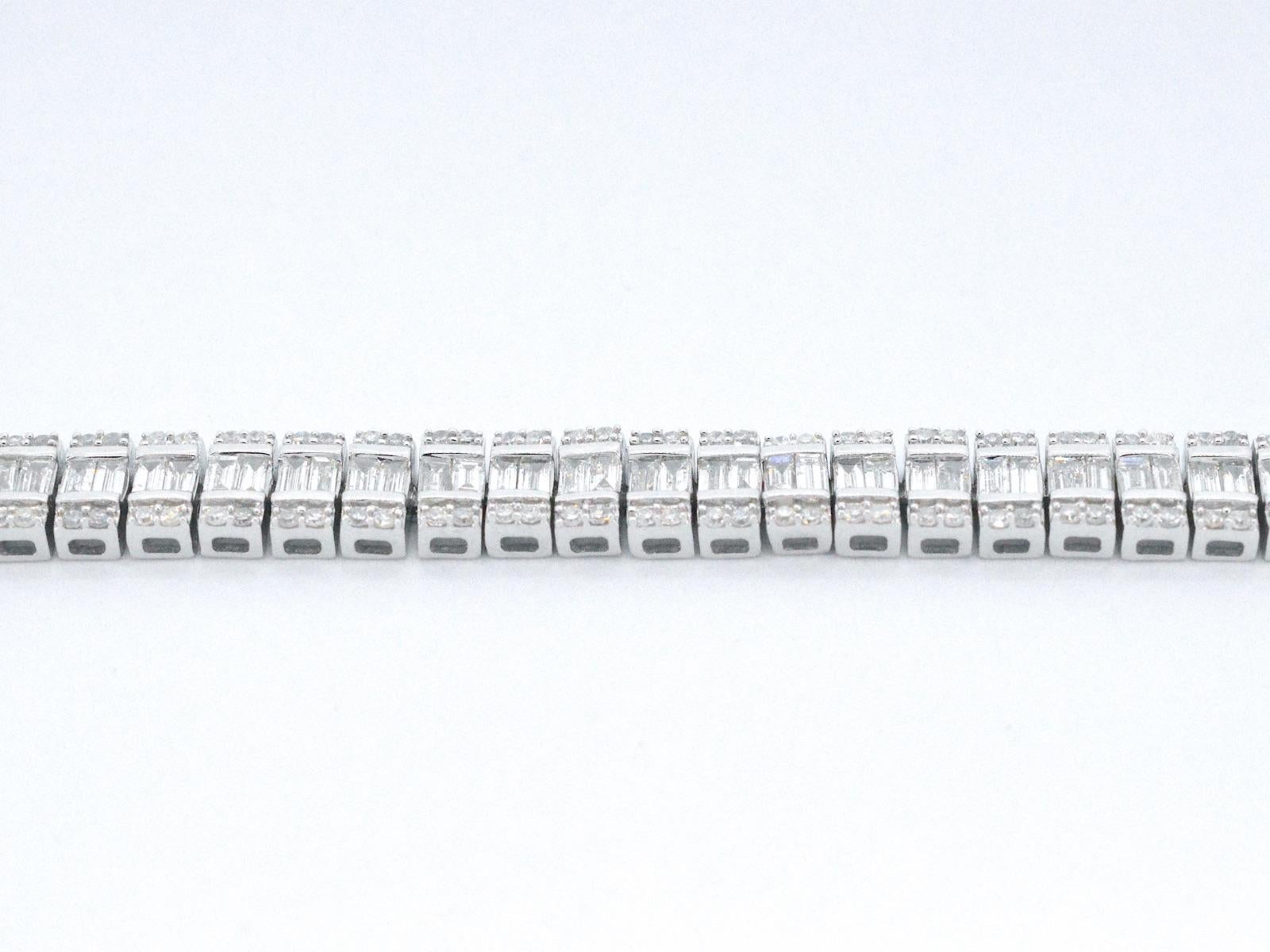 Baguette Cut White Gold Bracelet with Fully Set with Diamonds 4.50 Carat For Sale