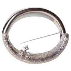 White Gold Brooch 18kt and Diamonds