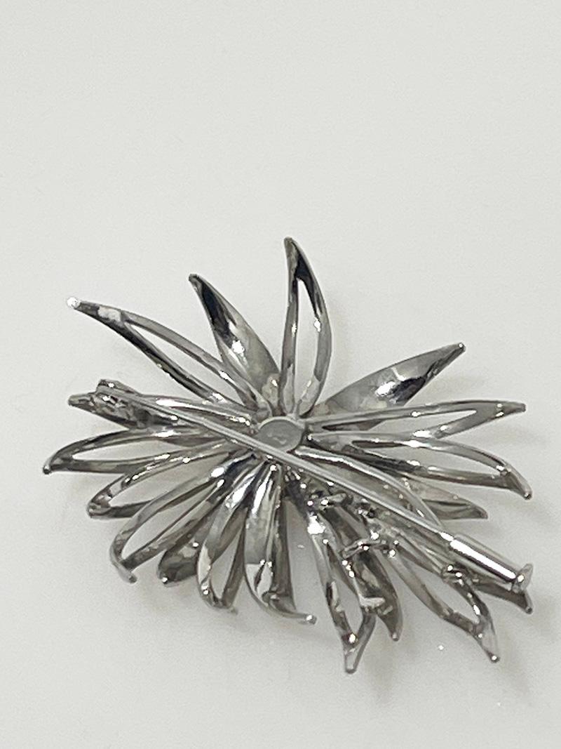20th Century White gold brooch by E. Maier Amsterdam, 1970s For Sale