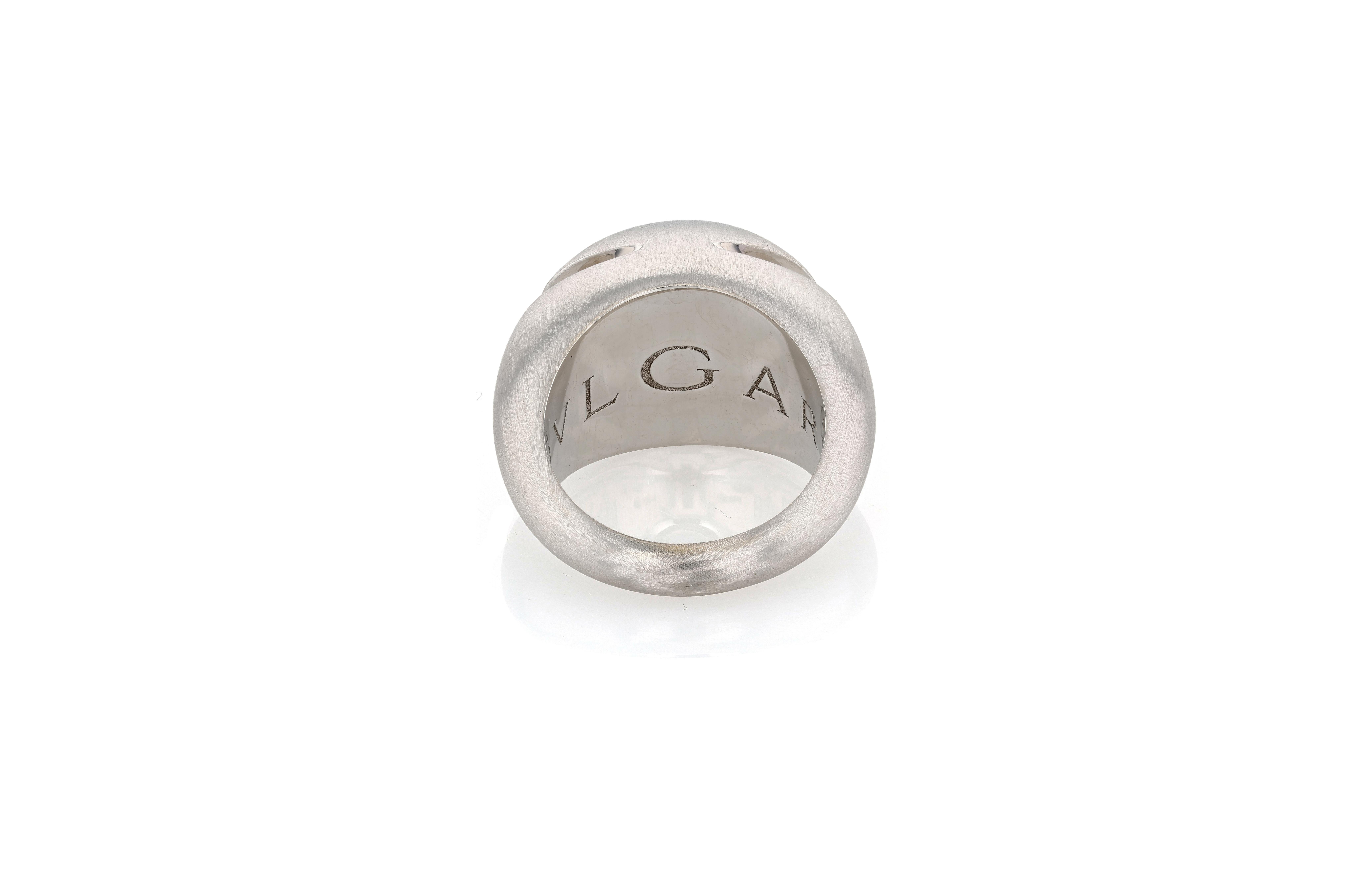 Contemporary White Gold Bulgari Cabochon Ring