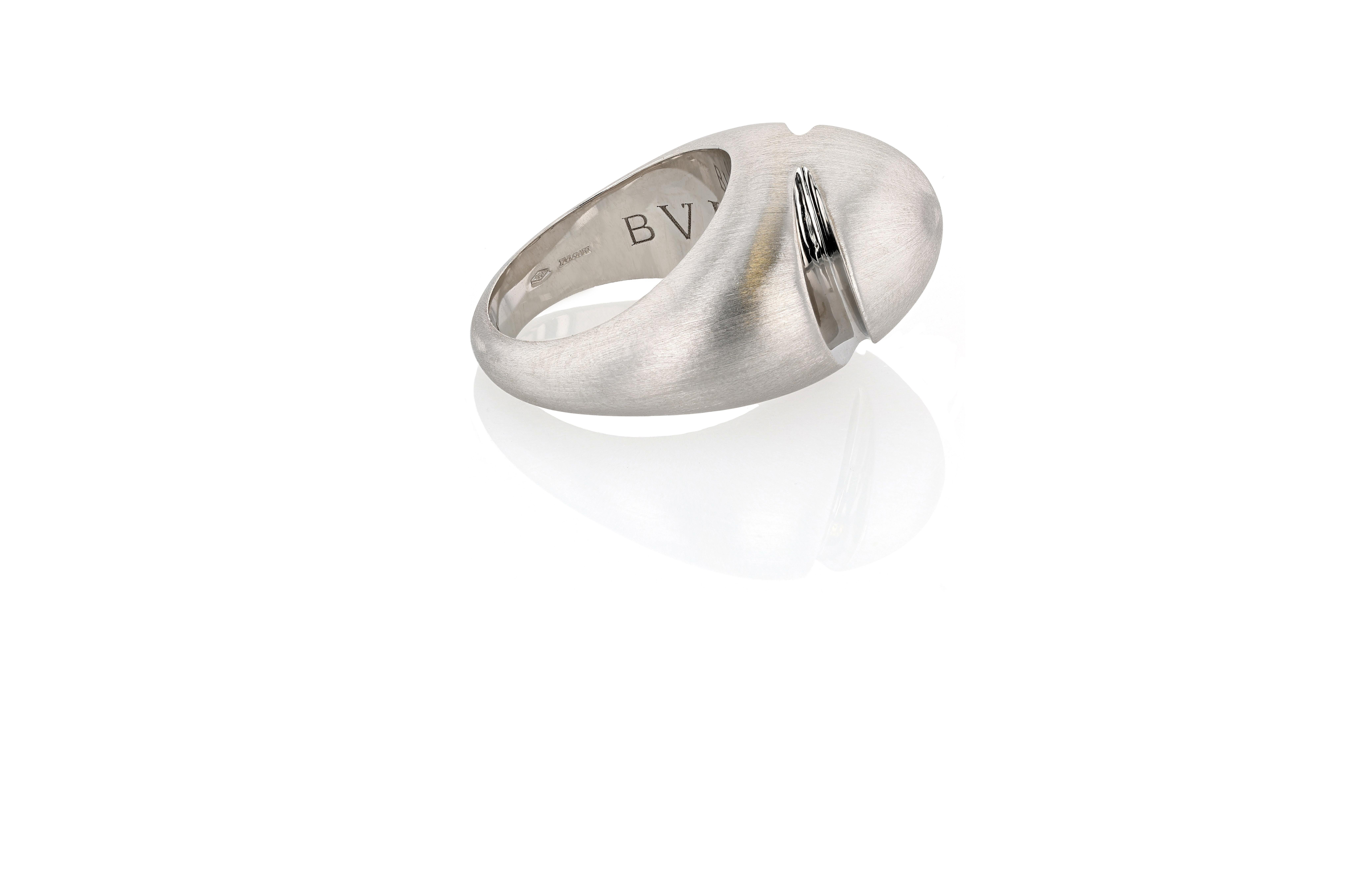 White Gold Bulgari Cabochon Ring In Excellent Condition In Princeton, NJ