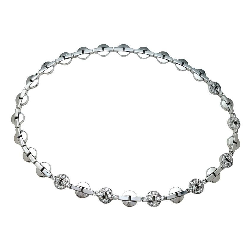 A 750/000 white gold Cartier necklace 