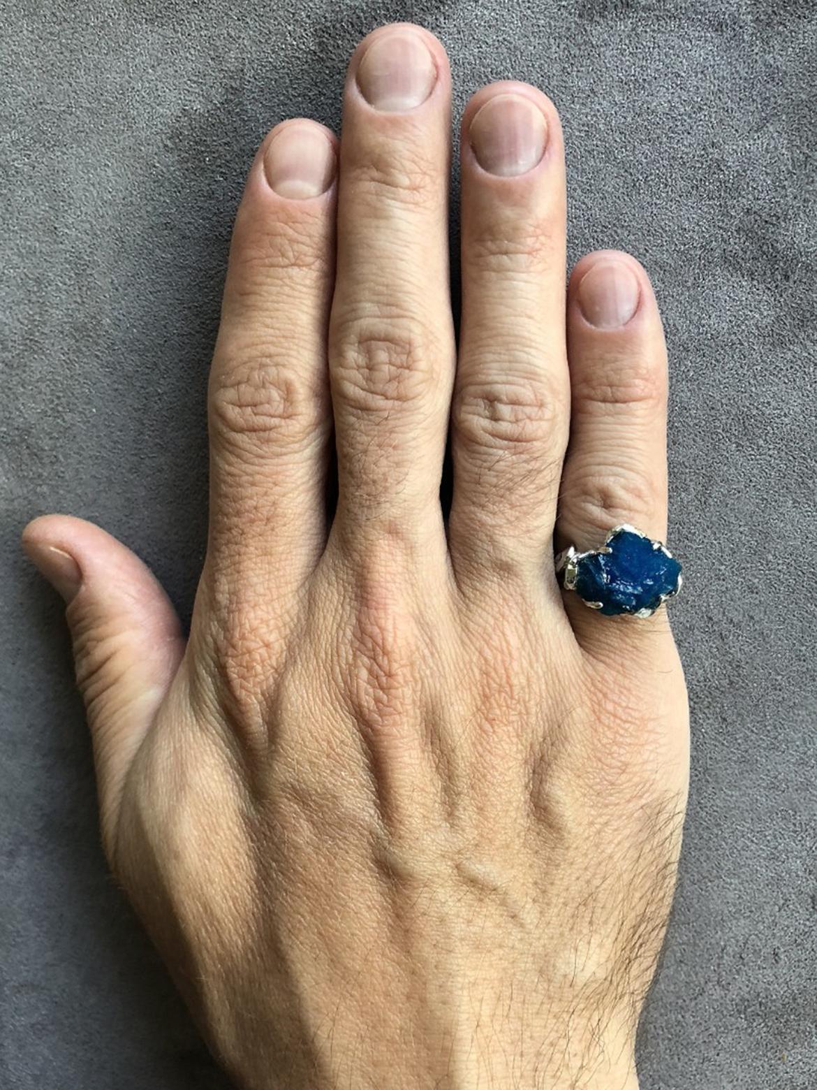 Weißgold Kavansit Goldring Alternative Verlobungsschmuck ungewöhnlicher Ring (Art nouveau) im Angebot