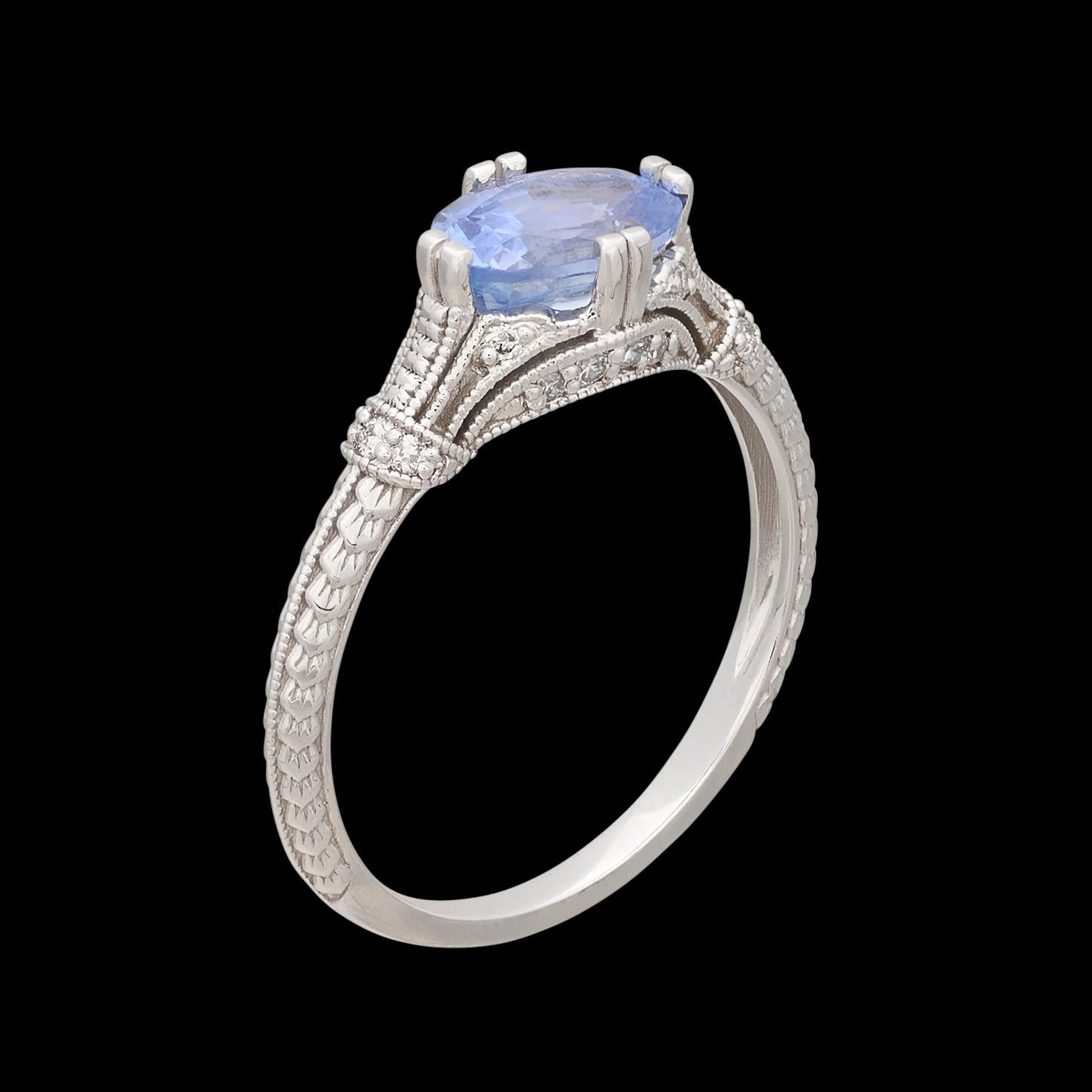 White Gold Ceylon Sapphire & Diamond Ring In Excellent Condition For Sale In San Francisco, CA