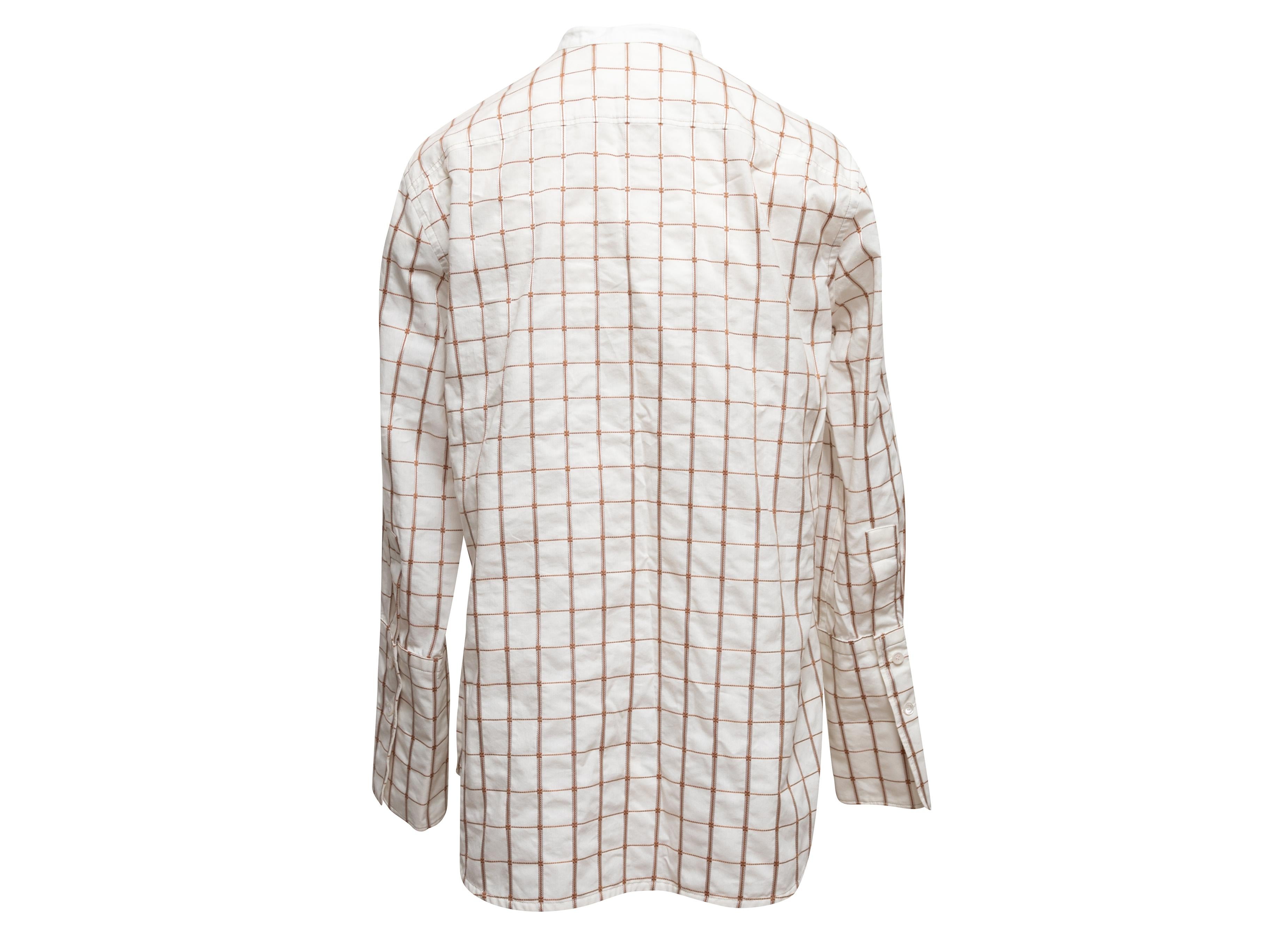 White & Gold Chloe Grid Print Button-Up Top Size FR 40 In Good Condition For Sale In New York, NY