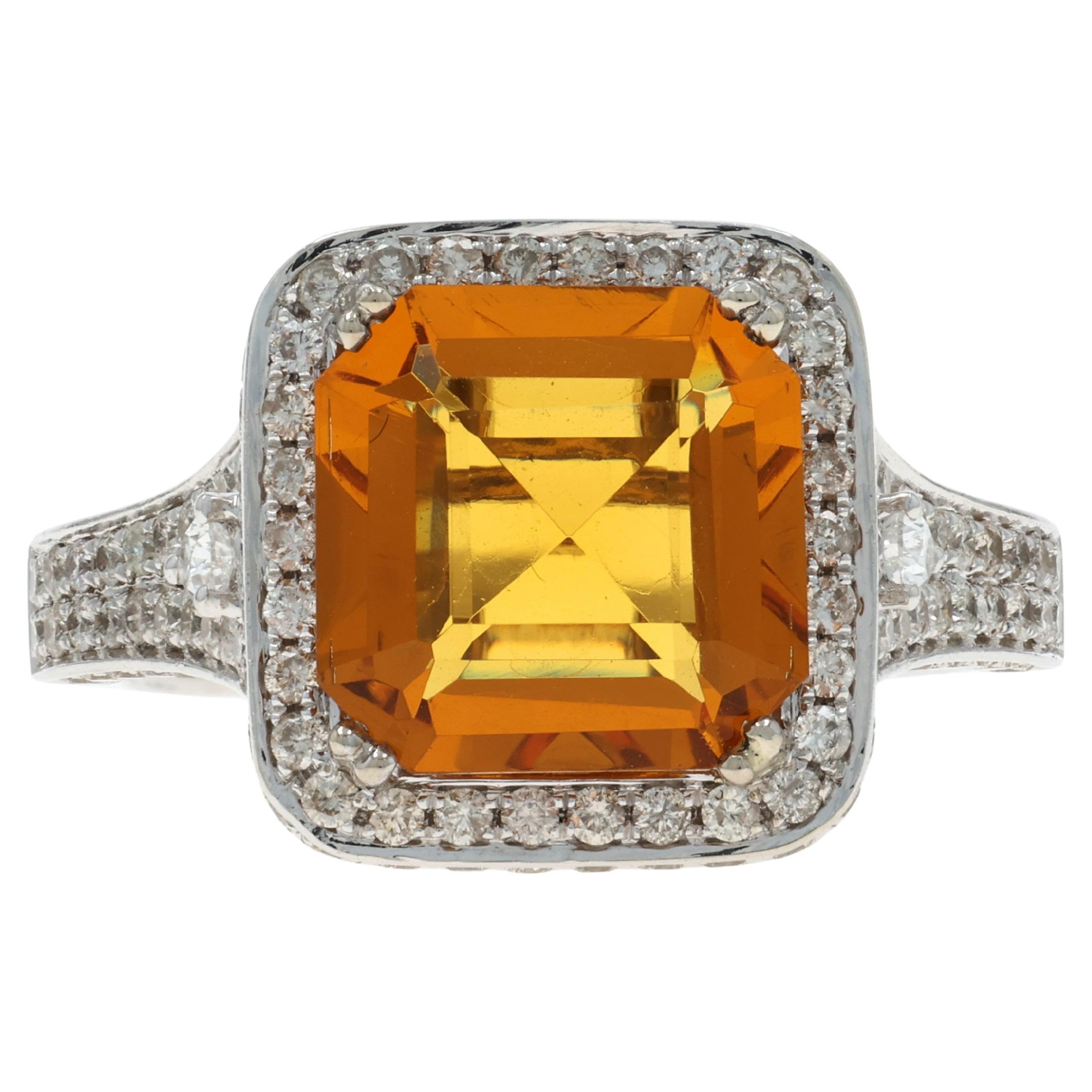 Anello aureola con diamante citrino in oro bianco - 14k Asscher 7,25ctw in vendita