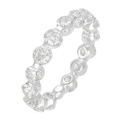 Alliance classique en or blanc 18 carats avec diamants pour elle