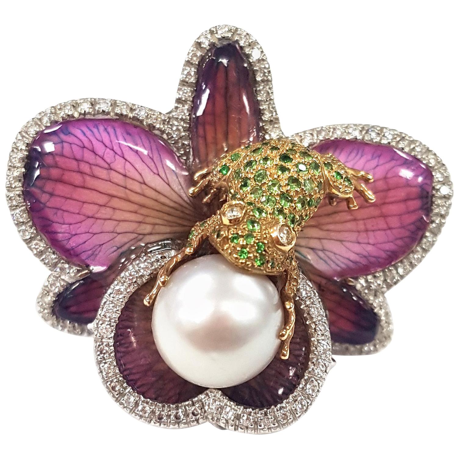 White Gold Cocktail Ring with Orchid and Frog