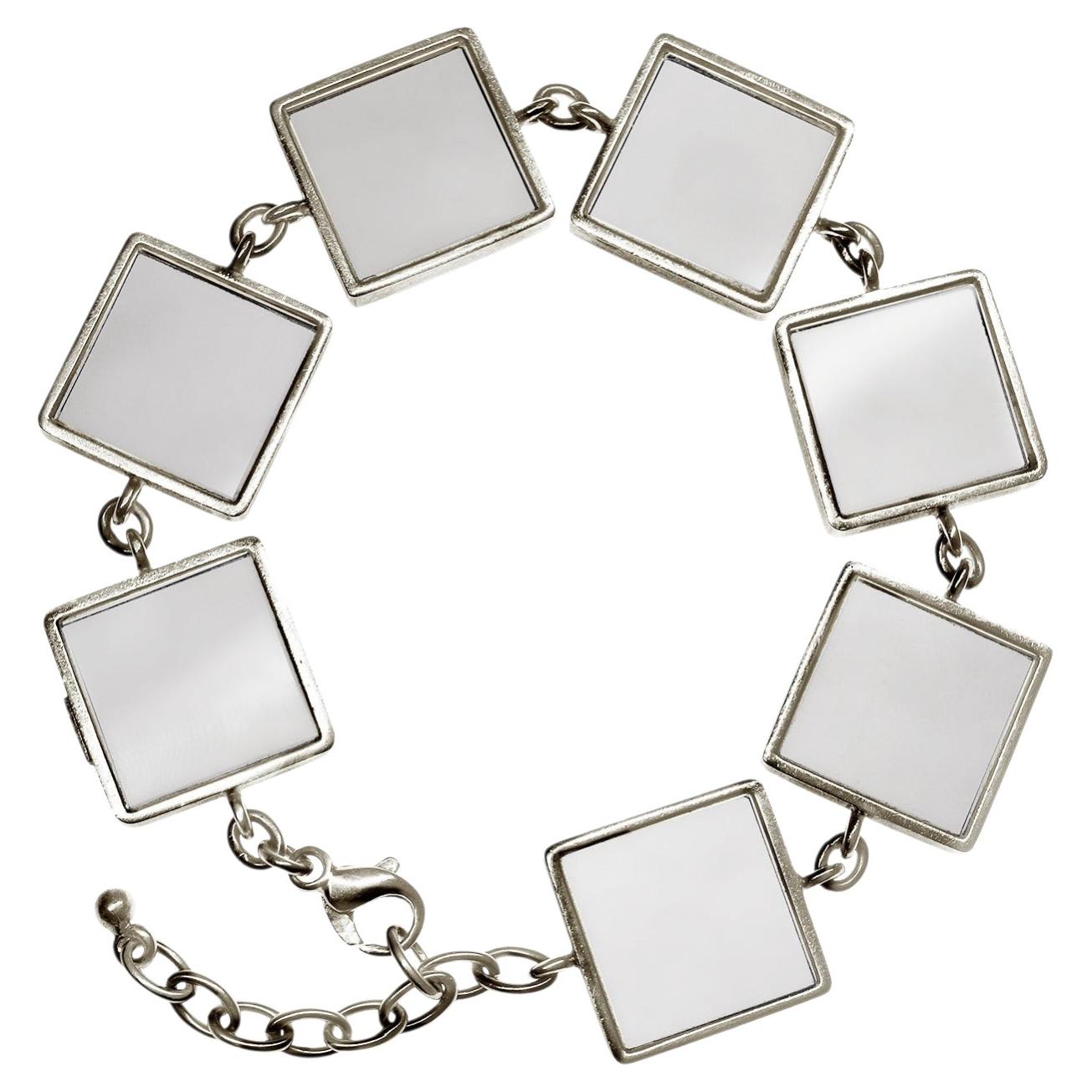 Pulsera de Eslabones Contemporánea de Oro Blanco con Cuarzos de Artista