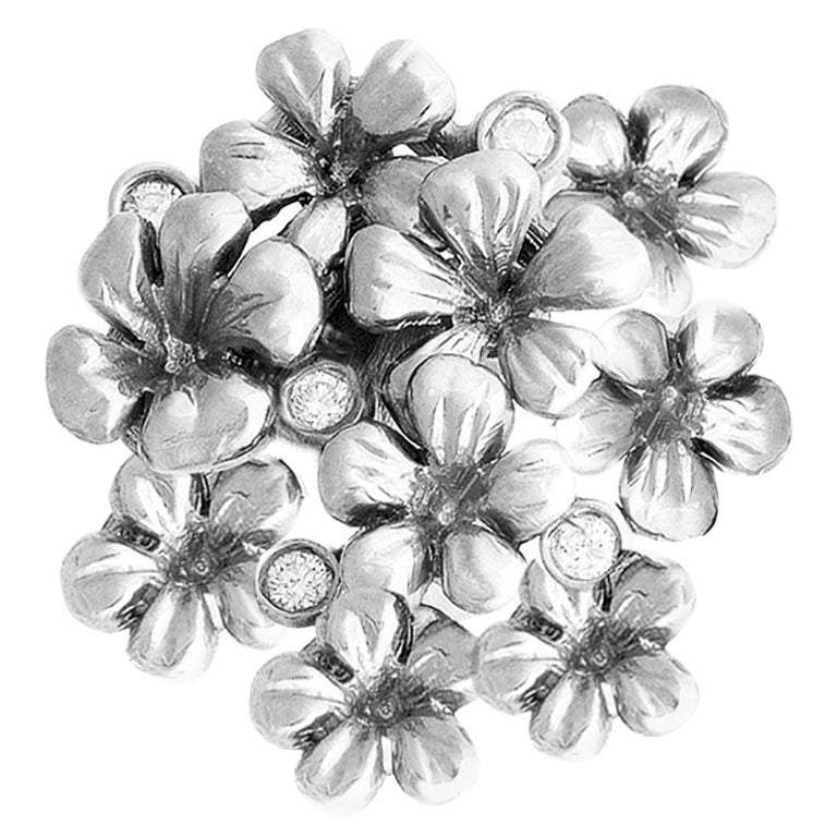 Collar Colgante Contemporáneo de Oro Blanco con Diamantes de Artista