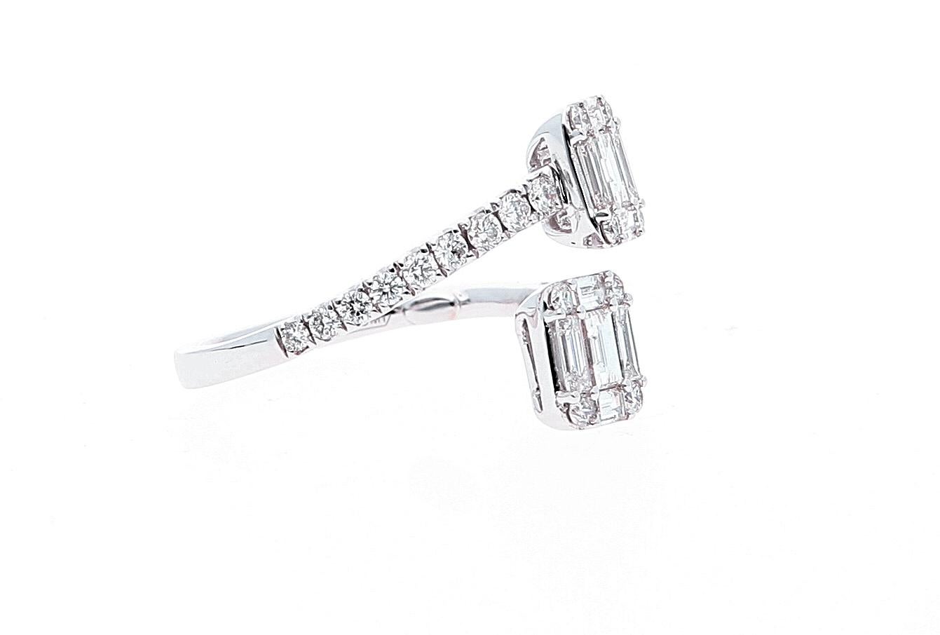 0.82 ct of Baguette Cut Diamonds. Contrarie Engagement Ring Made in Italy For Sale 2