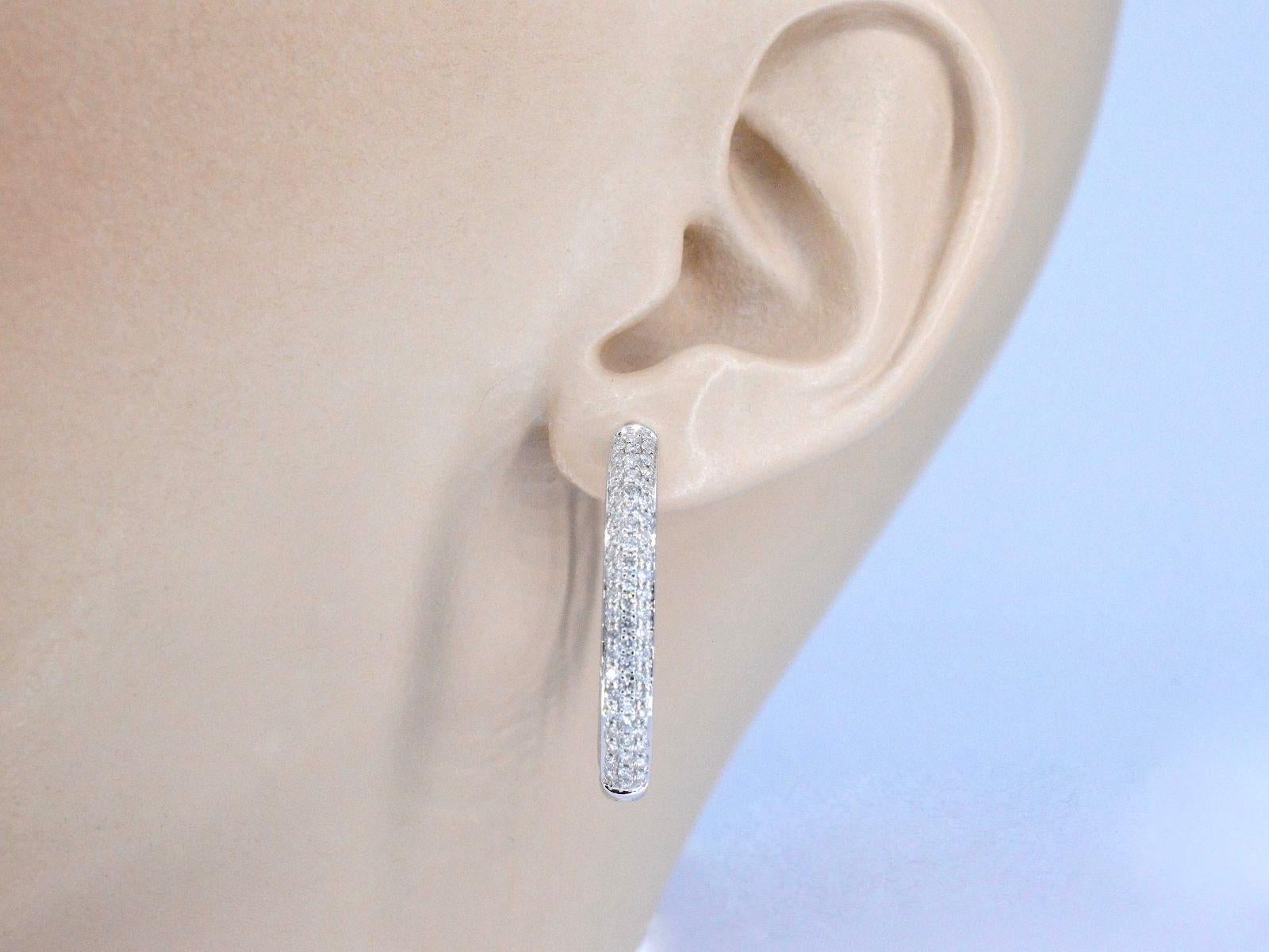 Contemporary White gold creole earrings with diamonds For Sale