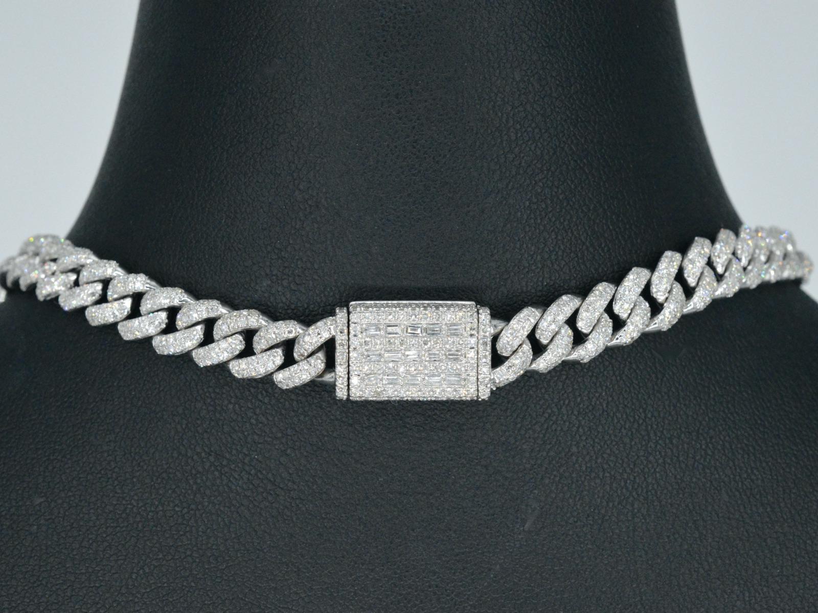 White Gold Cuban Necklace Full of Diamonds 8.50 Carat In Excellent Condition For Sale In AMSTELVEEN, NH