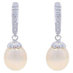 Pendientes Colgantes de Oro Blanco Perla Cultivada y Diamante - 14k Perforados