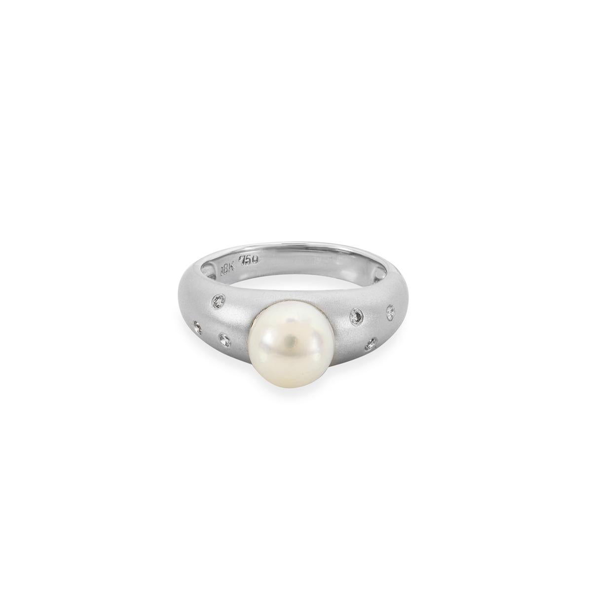 Round Cut White Gold Cultured Pearl & Diamond Dress Ring For Sale