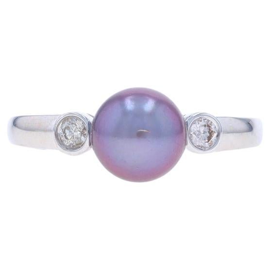 White Gold Cultured Pearl & Diamond Ring - 14k Round Brilliant .10ctw For Sale